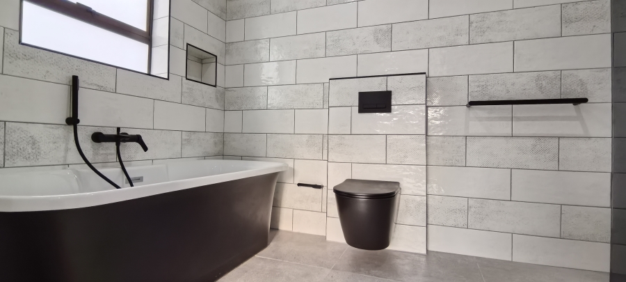 3 Bedroom Property for Sale in Dana Bay Western Cape
